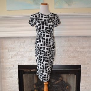 Black & White Bodycon Maternity Dress